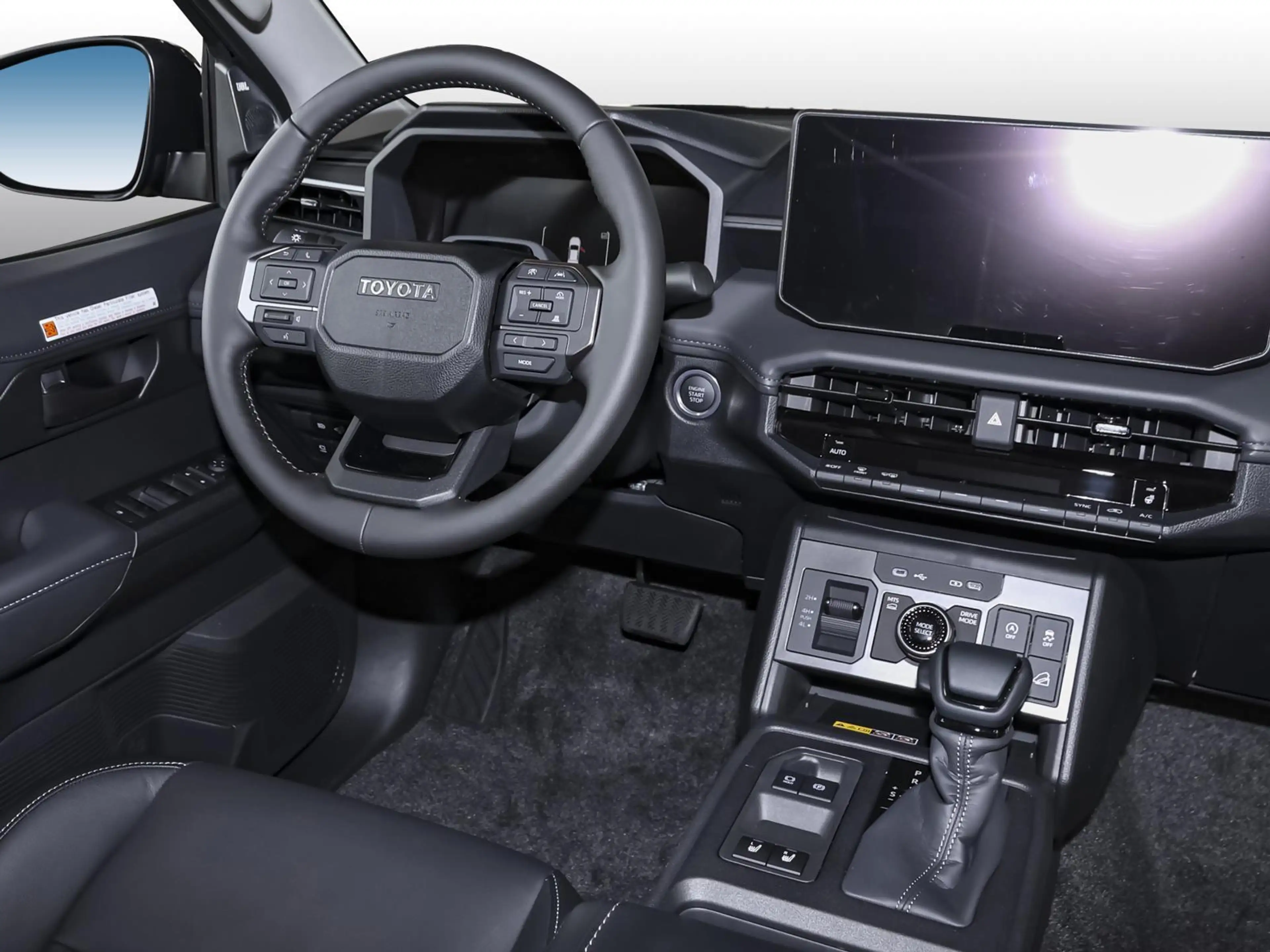 Toyota Hilux Double Cab Invincible 2,8L Diesel  Leder — photo 5