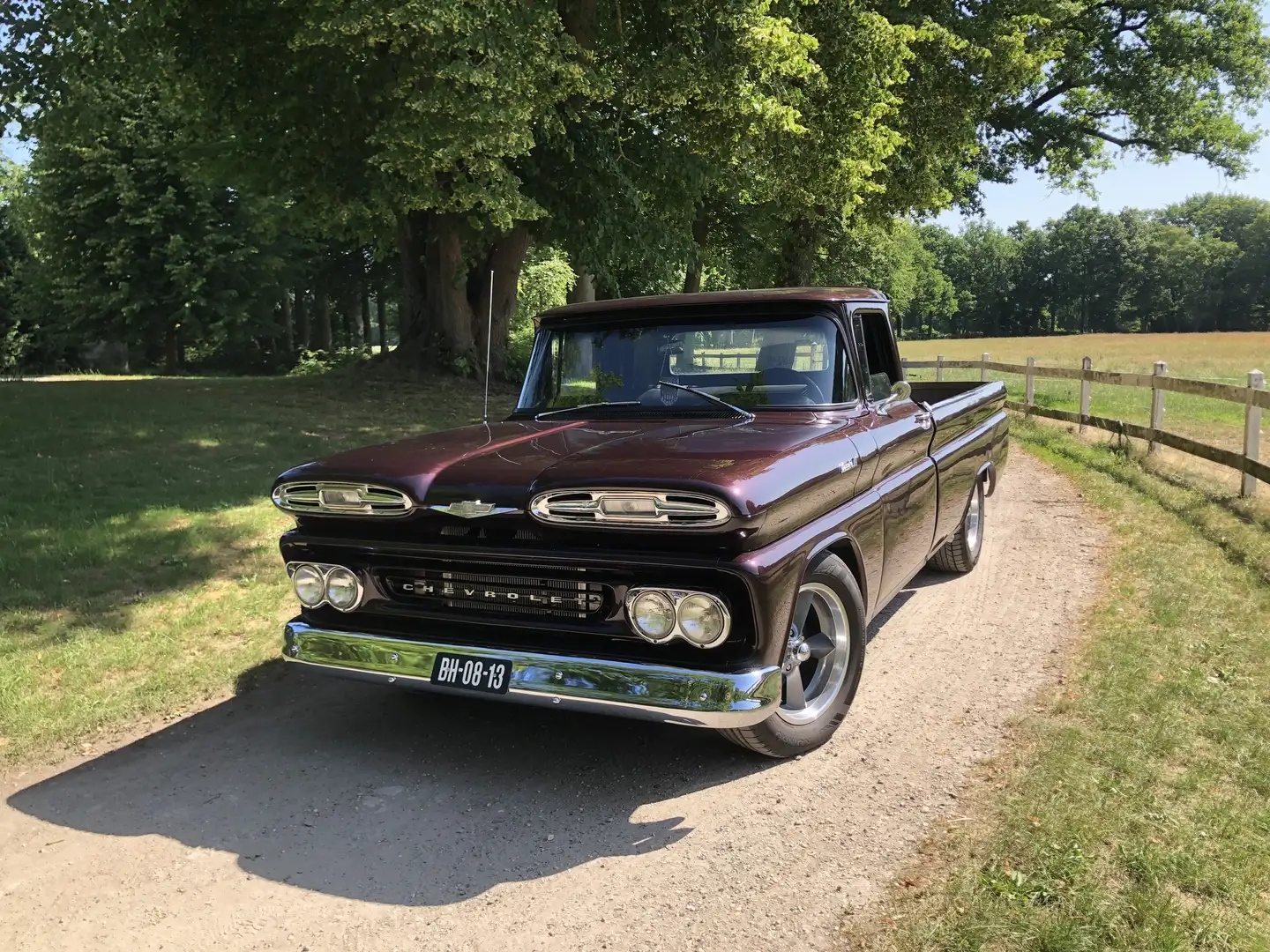 Chevrolet Chevrolet Apache 1961 5.7 Ltr V8 Automaat - 2