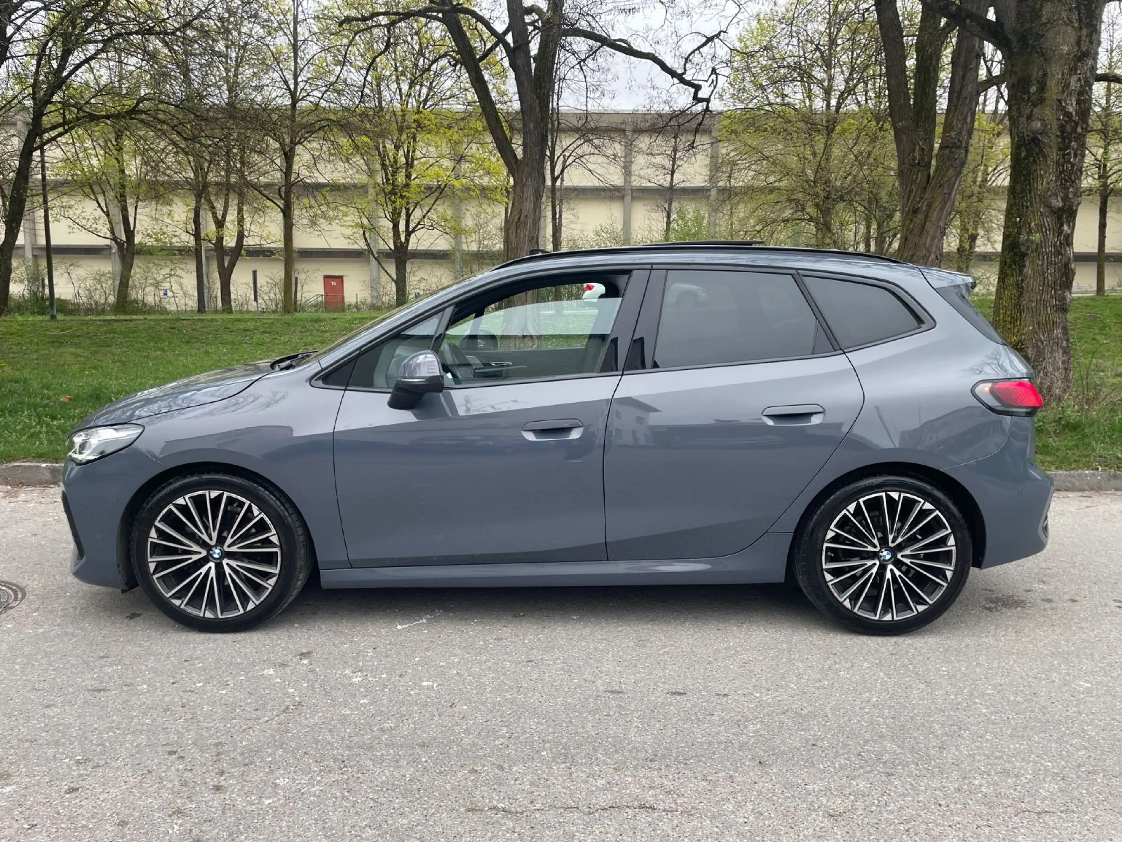 BMW 218 M-Sport*Pano*360K*H.Kardon* — photo 11