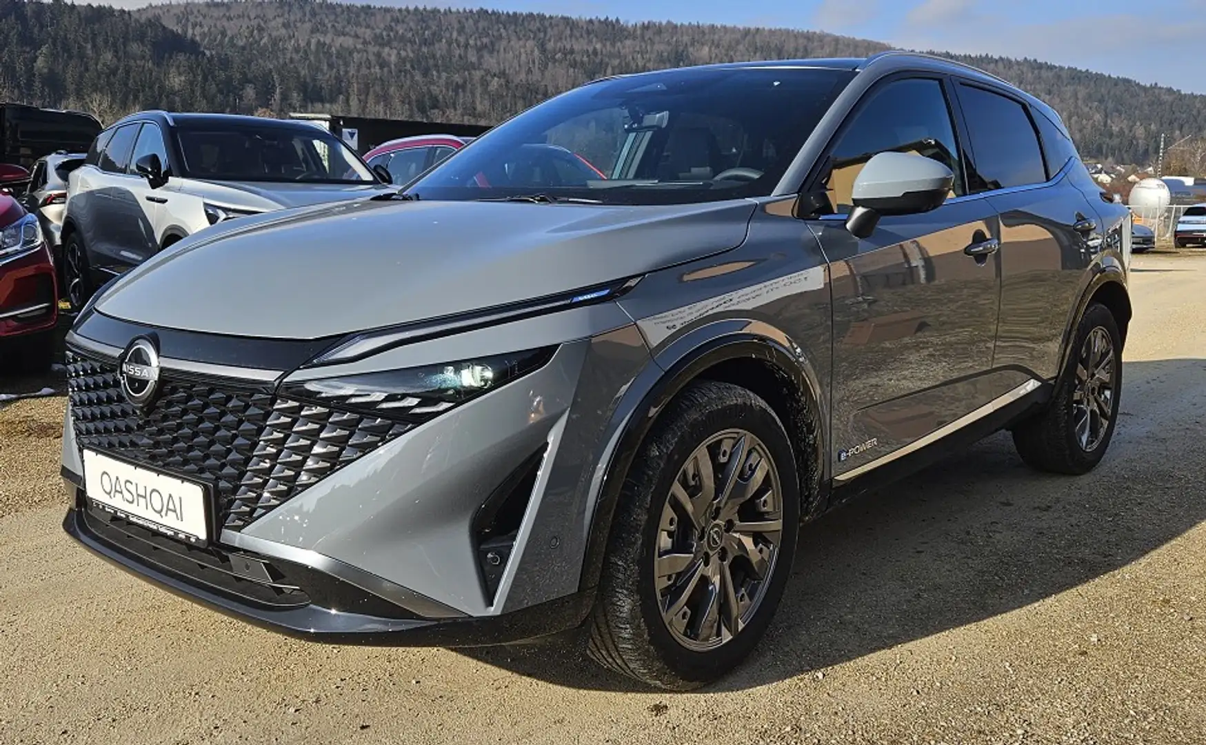 Nissan Qashqai 1.5 VC-T e-POWER Tekna*PANO+BOSE Grau - 1