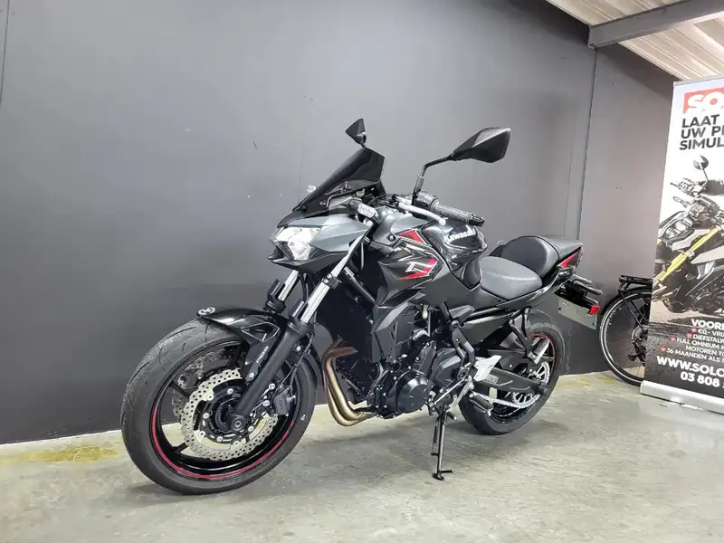 Kawasaki Z 650 - foto 8