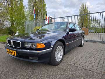 735i Executive