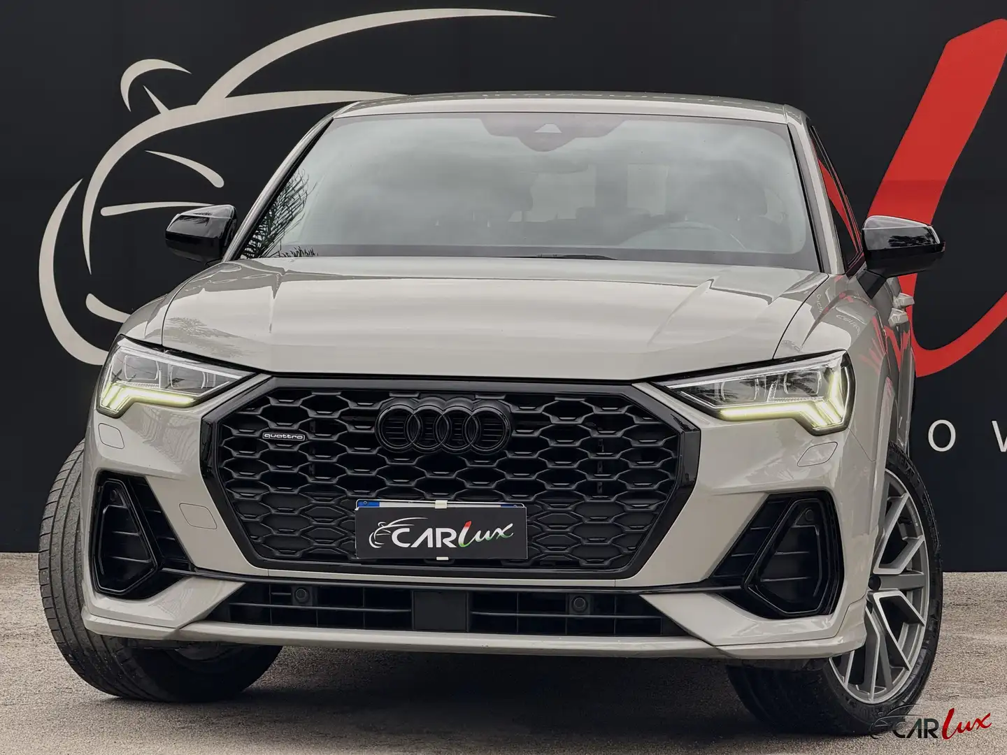Audi Q3 Sportback 40 TDI 200CV Quattro S Tronic S line Grigio - 1
