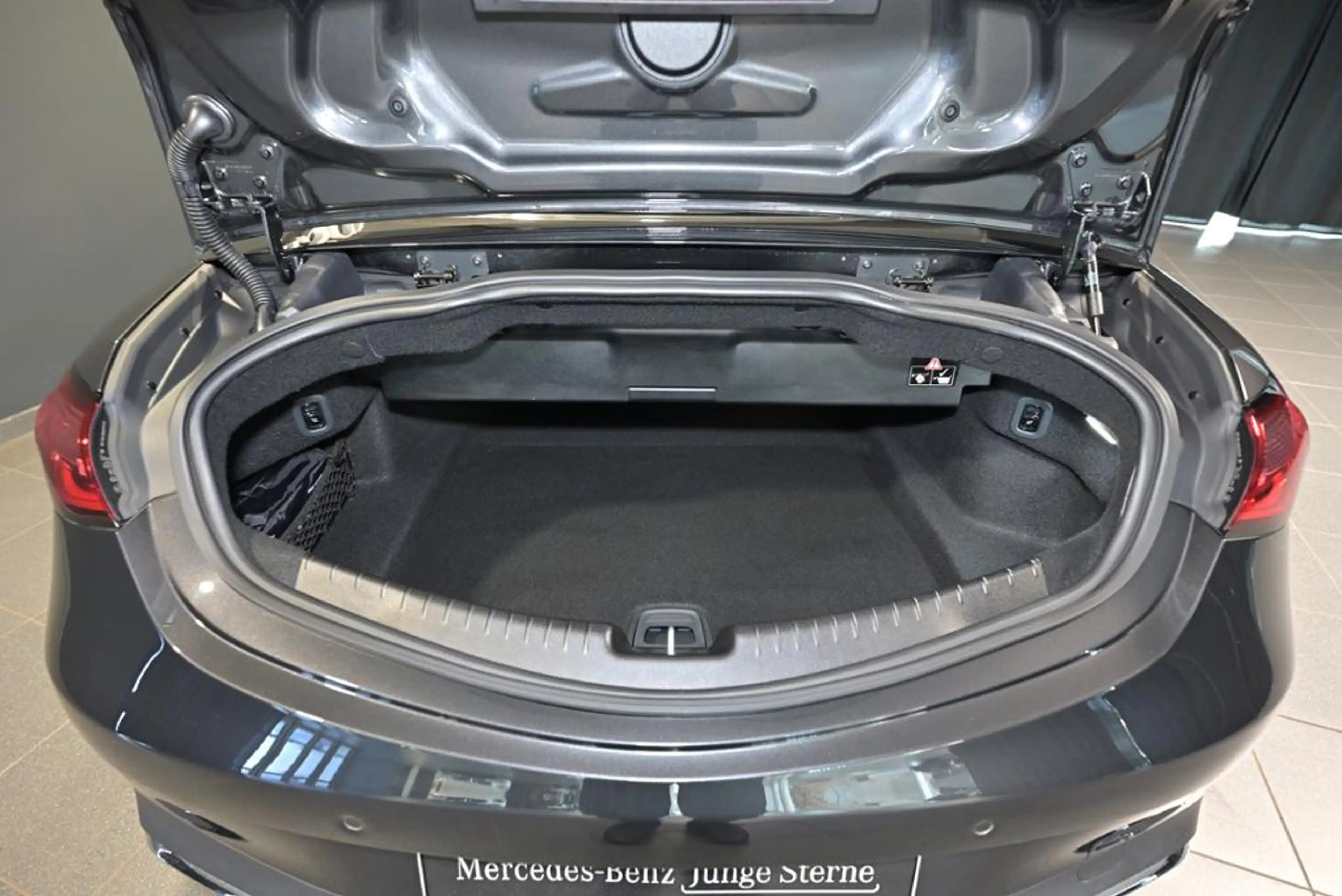 Mercedes-Benz CLE 450 4M Cabriolet AMG/360'/DIGITAL/BURM./STHZ — photo 14
