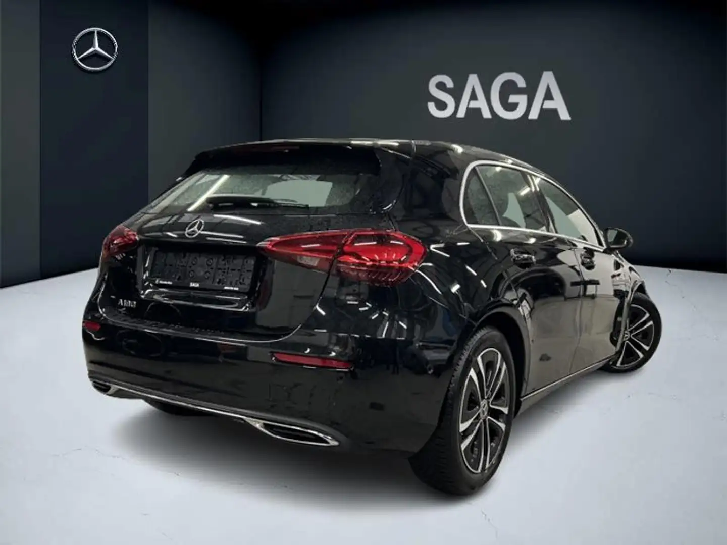 Mercedes-Benz A 180 Luxury Line Nero - 2