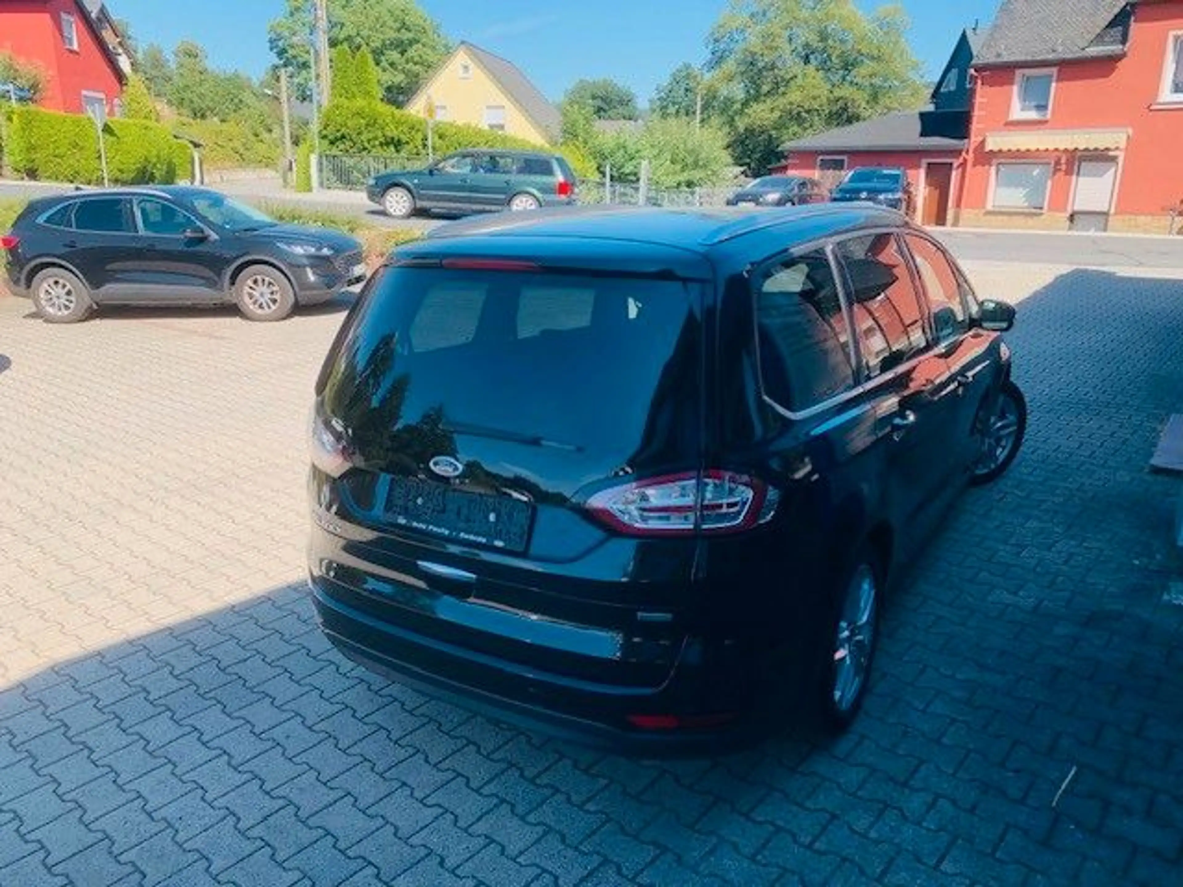 Ford Galaxy 165Ps Benzin Titanium — photo 3