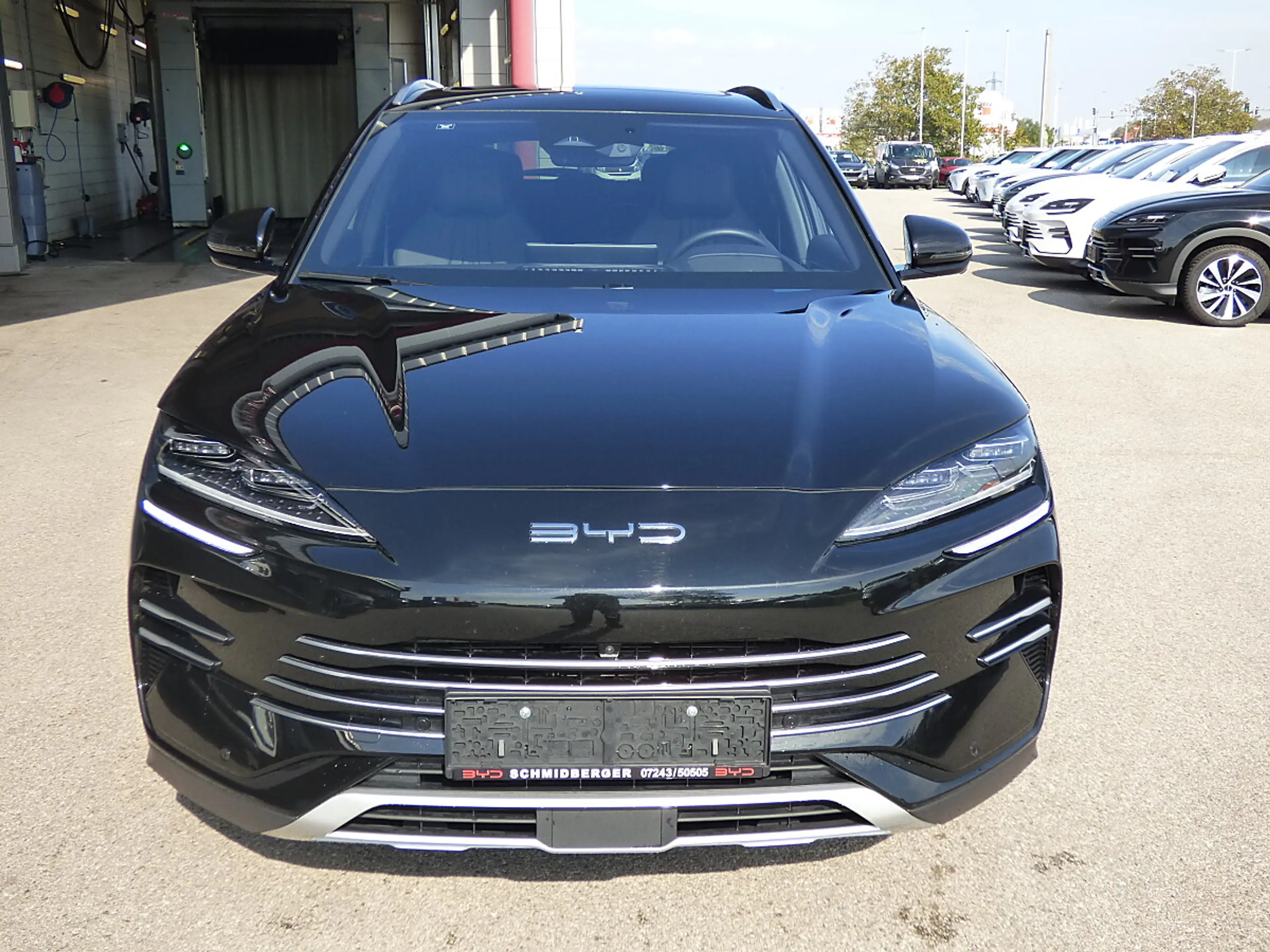 BYD Seal U DM-i PHEV 18,3kWh AWD Design Österreich Paket — photo 2