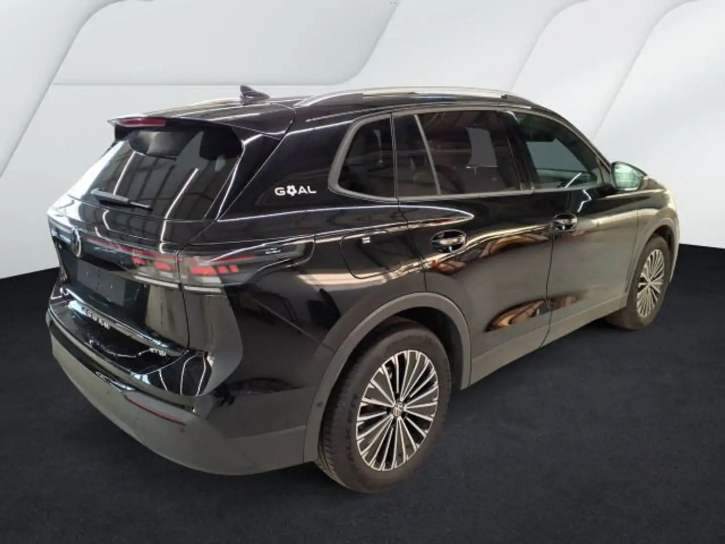 Volkswagen Tiguan 1.5 eTSI GOAL PLUS PAKET MATRI AHK KAMERA Schwarz - 2