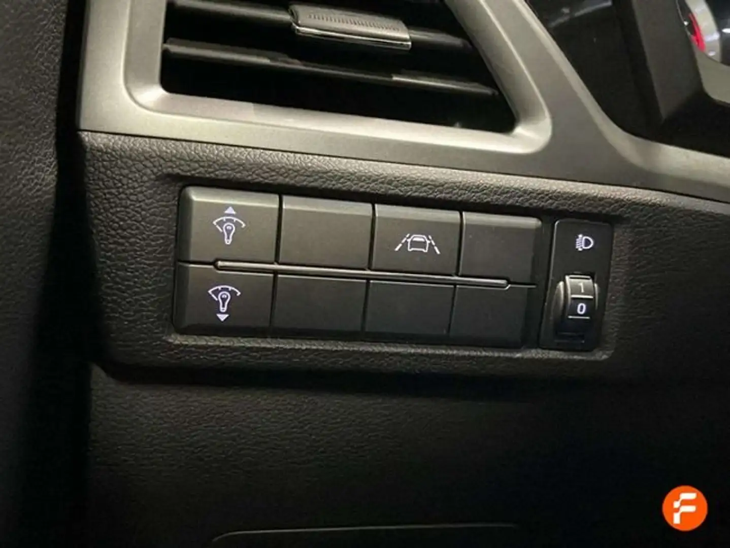 SsangYong Korando D16T Limited 4x2 Negru - 1