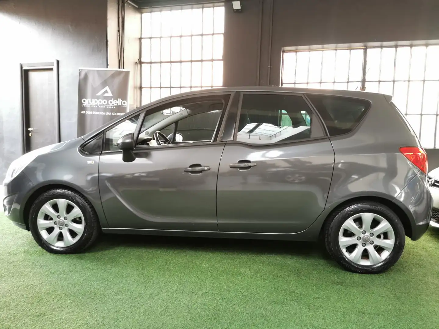 Opel Meriva 1.4 Cosmo EURO 5B Gris - 2