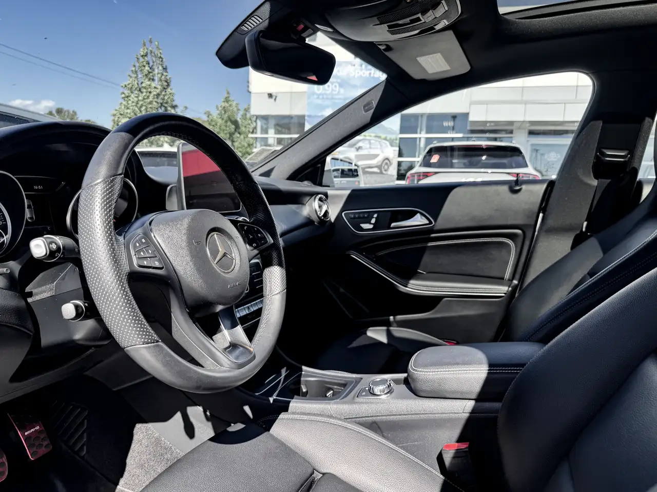 Mercedes-Benz CLA fotografie Mercedes-Benz CLA