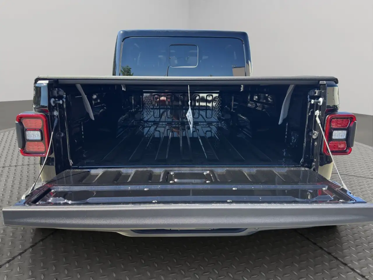 Jeep Gladiator снимка Jeep Gladiator