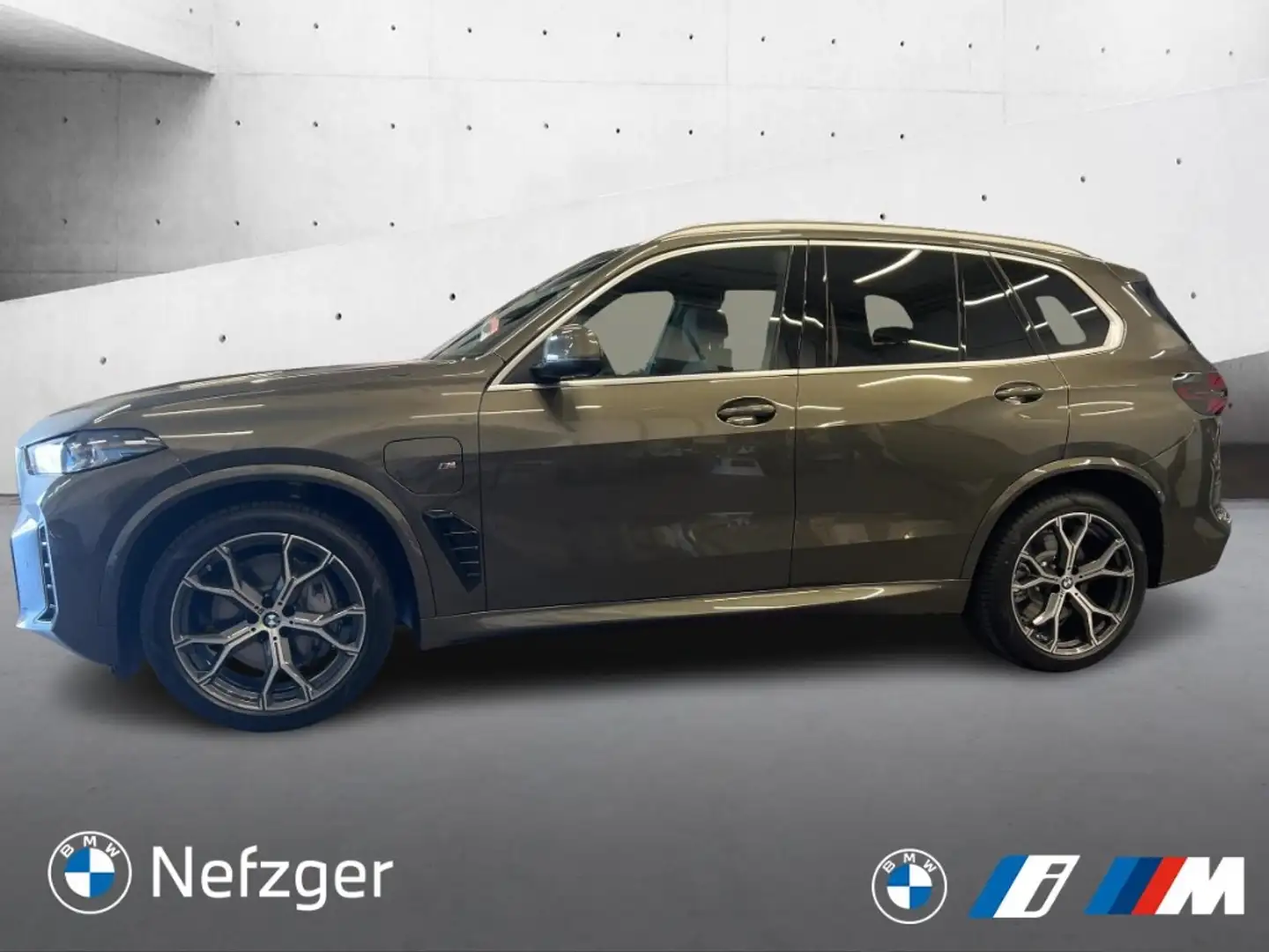 BMW X5 xDrive50e M Sport Pano Park-Assistent B&W HUD AHK- Grau - 2
