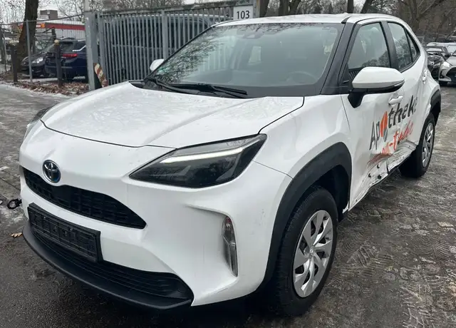Toyota Yaris Cross Hybrid FWD*40TKM*SPURHALTE*LED*