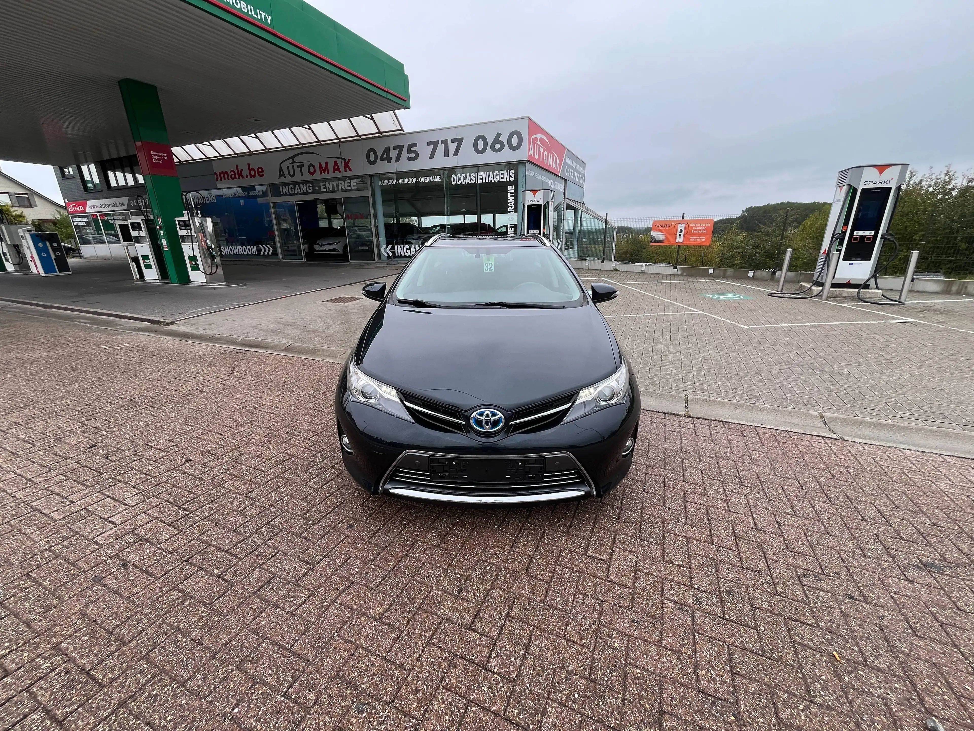 Toyota Auris Auris SW HEV 1.8i HSD Premium CVT — photo 9