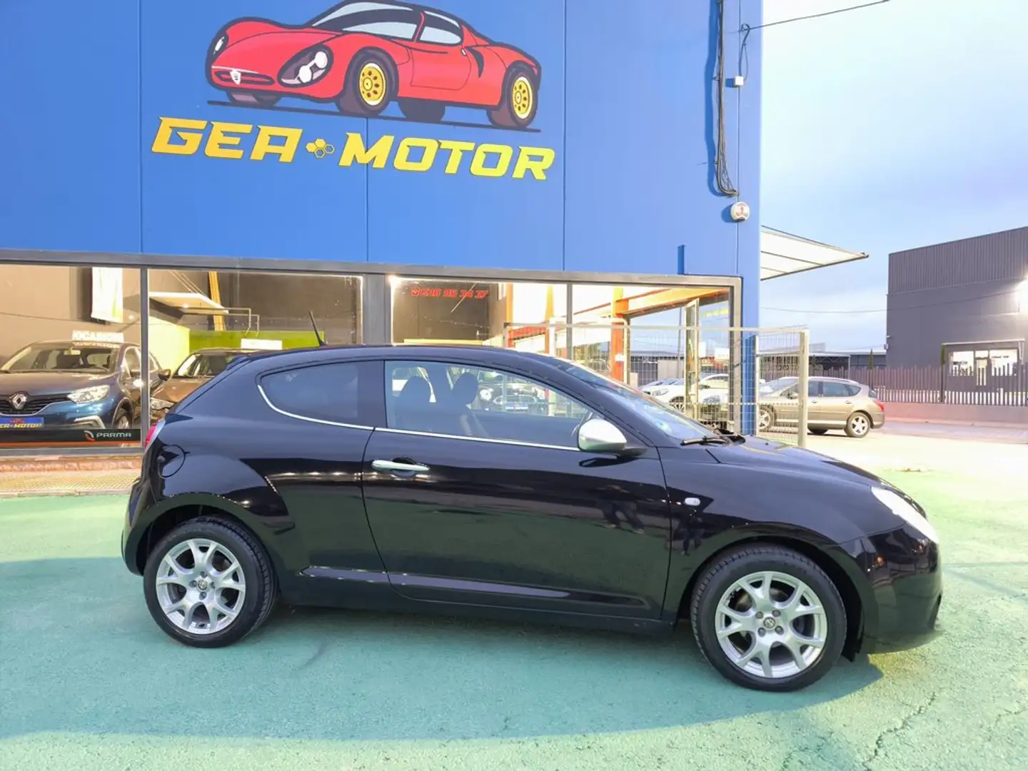 Alfa Romeo MiTo 1.4 Multi-Air S&S Distinctive 105 Negro - 2