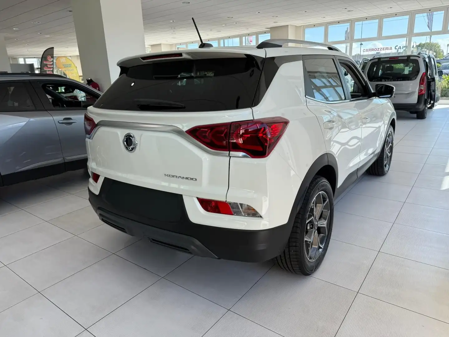 KGM Korando Korando 1.6 Diesel 2WD Dream Blanco - 2