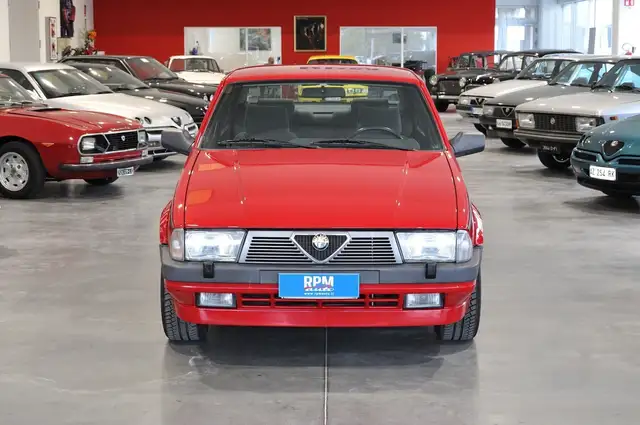 Alfa Romeo 75 2.0i Twin Spark Prima serie Rosso Alfa CRS