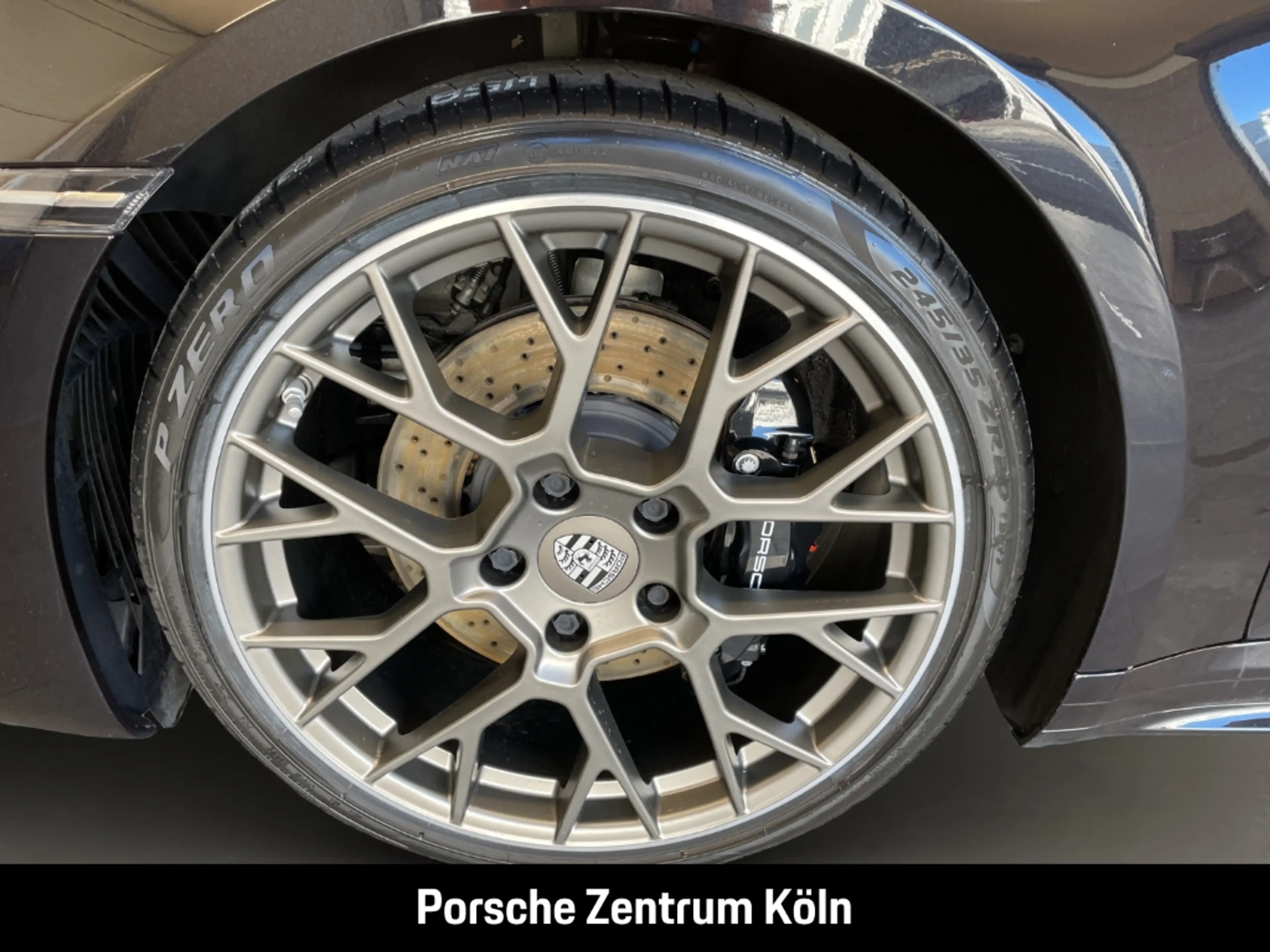 Porsche 992 (911) Carrera S — photo 12