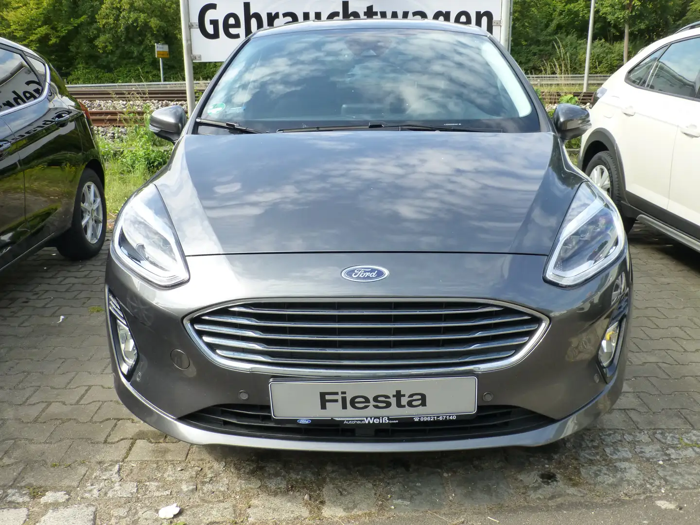 Ford Fiesta Titanium X_95PS_LED_WintPak_FahrAssPak Grijs - 2