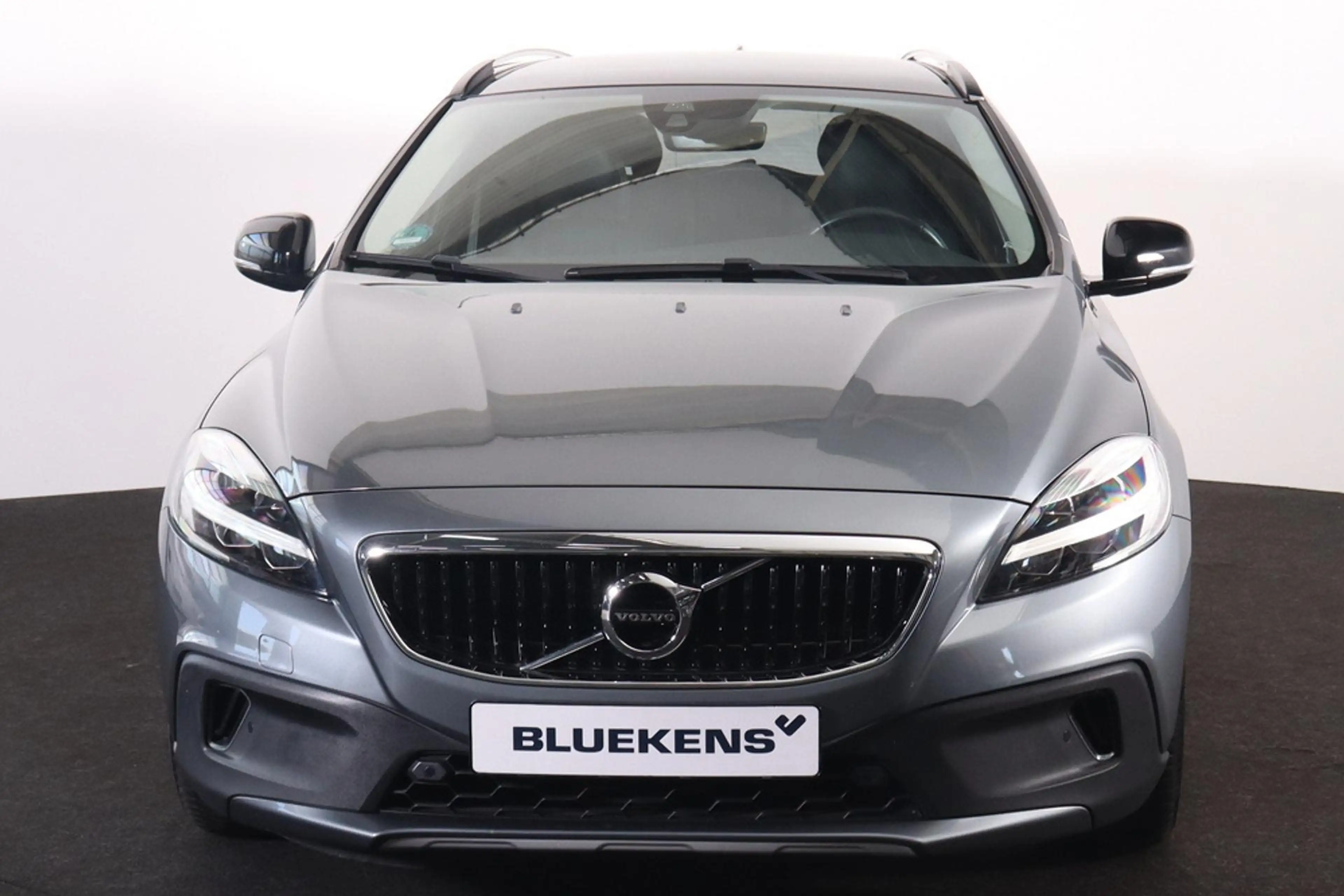 Volvo V40 Cross Country T3 PolarPlus Luxury - Panoramadak - Harman/Kardon — photo 2
