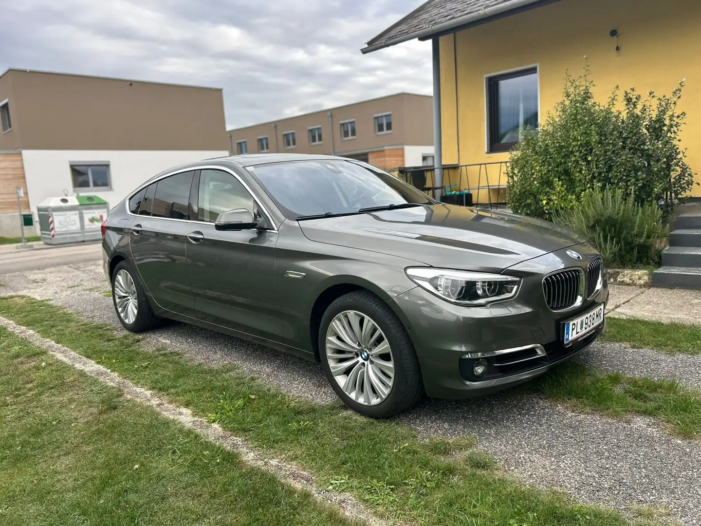 BMW 535 535d xDrive Gran Turismo Aut. Luxury Line - 2