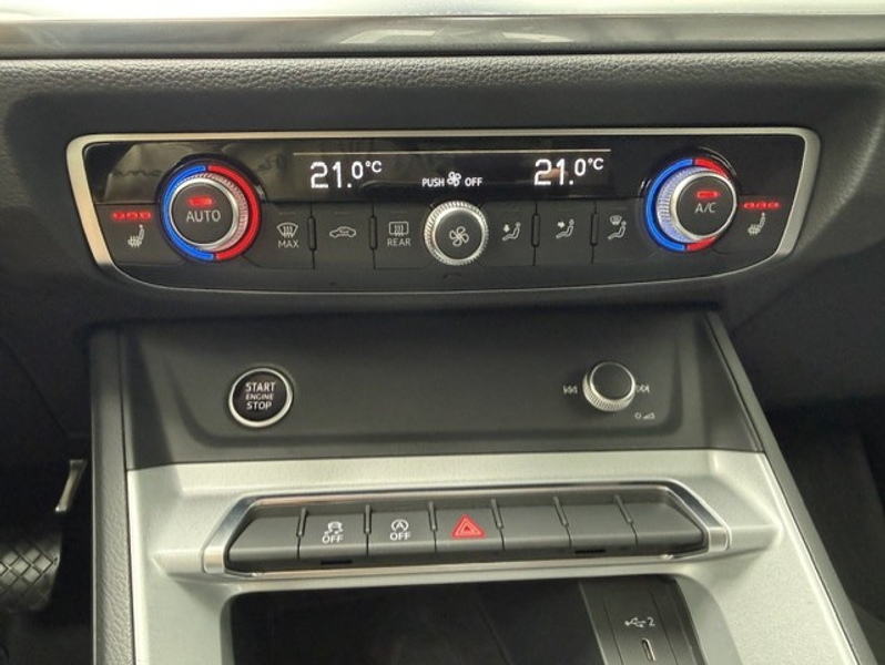 Audi Q3 35 TFSI Business Sport S tronic  Camera AdapCruise Trekhaak Zetelverwarming AppConnect Led — photo 15