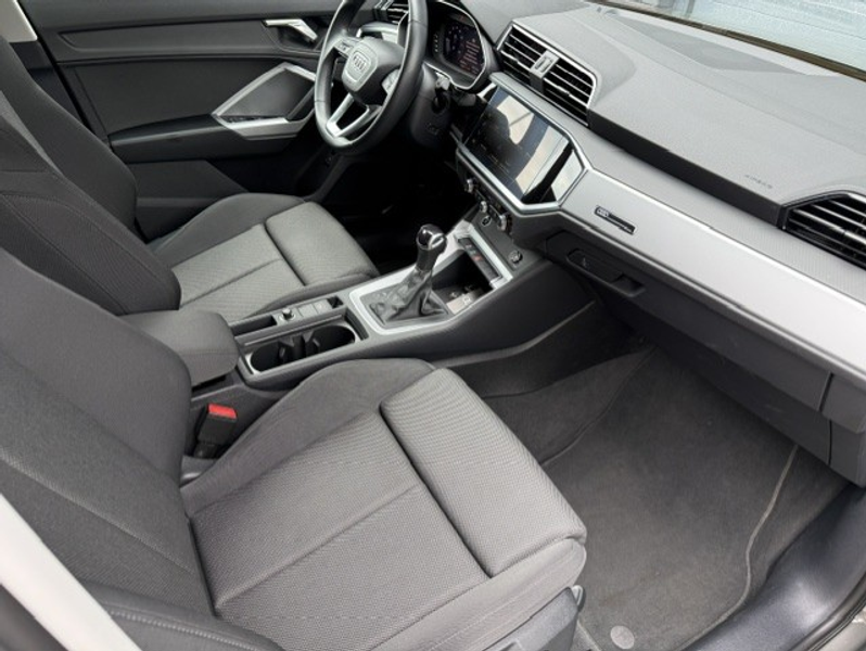 Audi Q3 35 TFSI Business Sport S tronic  Camera AdapCruise Trekhaak Zetelverwarming AppConnect Led — photo 9