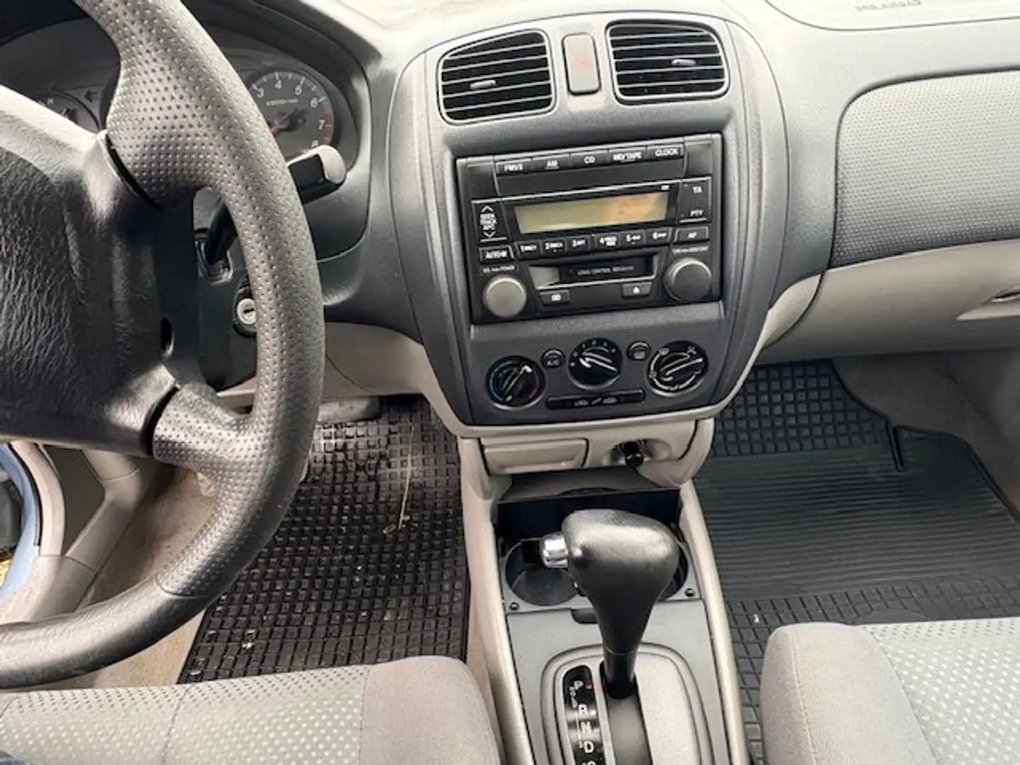 Mazda 323 1.4 S Comfort Automatik Blau - 2