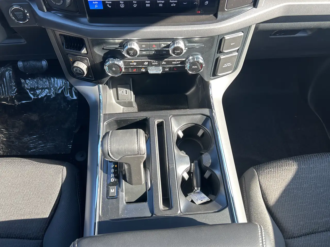 Ford F 150 снимка Ford F 150