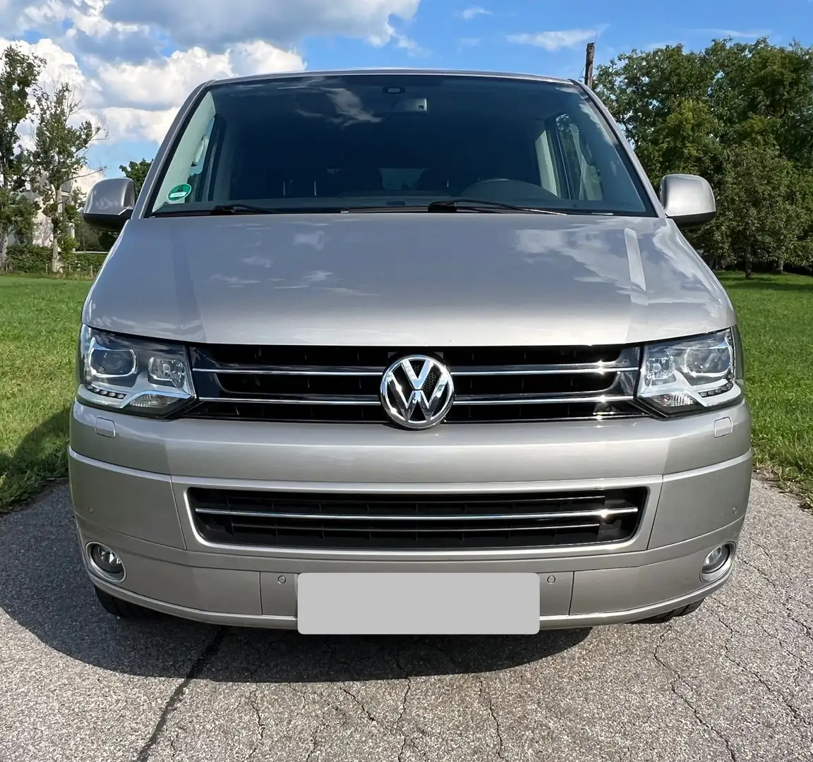 Volkswagen T5 Multivan Mulitvan Match Beige - 2