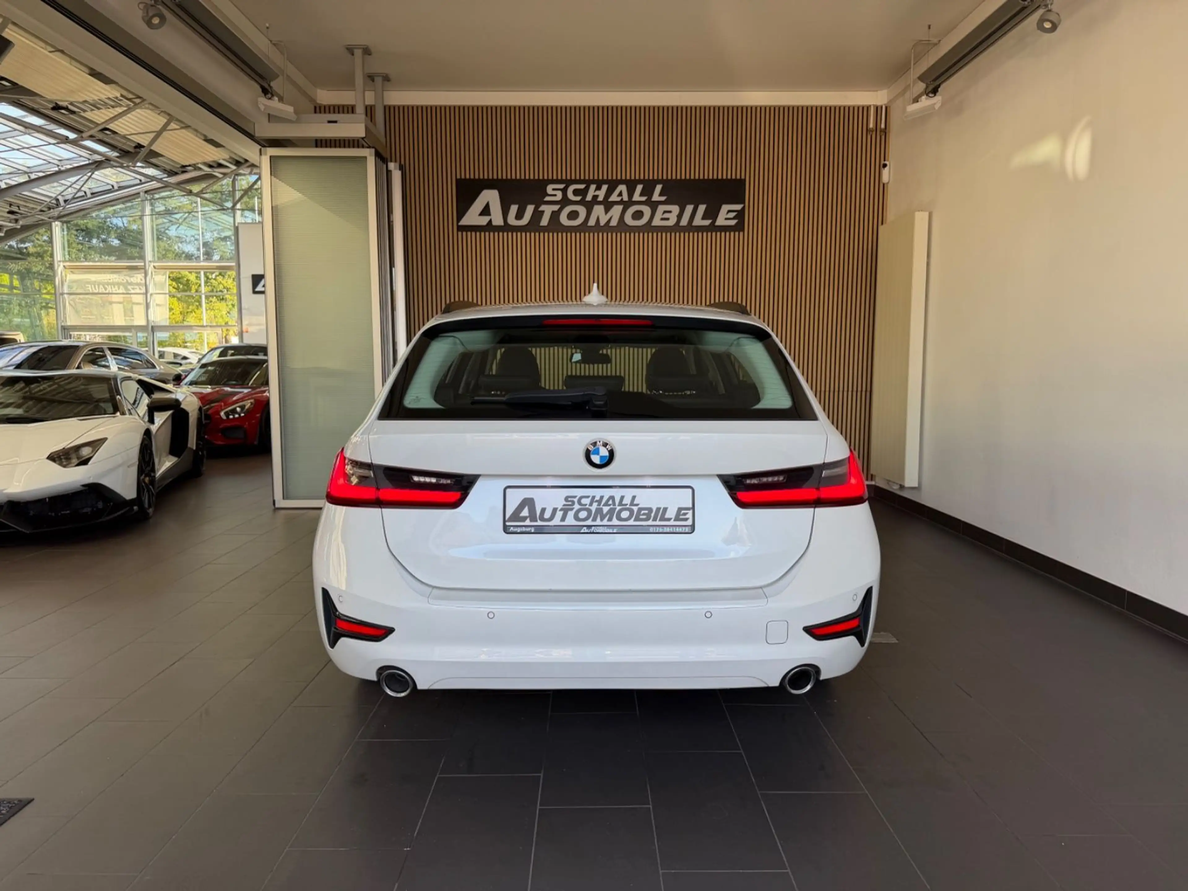 BMW 320 d Tou. *LED/PANO/SHZ/SPORTSITZE/LENKGRADHEIZ* — photo 7