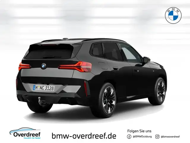 BMW X3 view 4