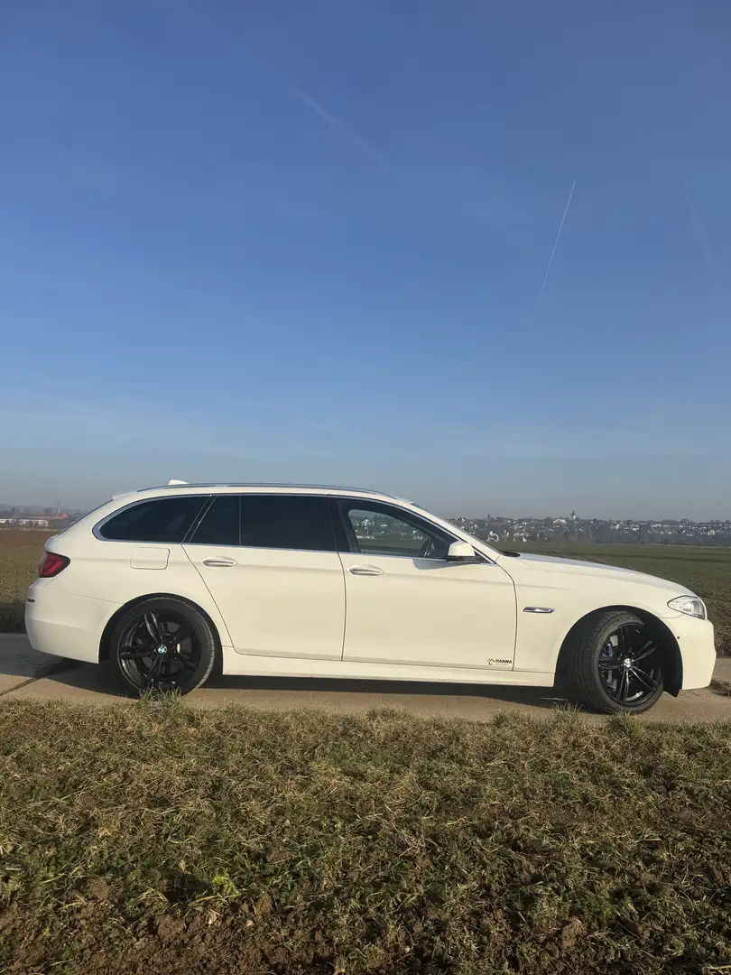 BMW 530 530d xDrive Headup|Softclose|AHK|Sitzbelüftung| Weiß - 2