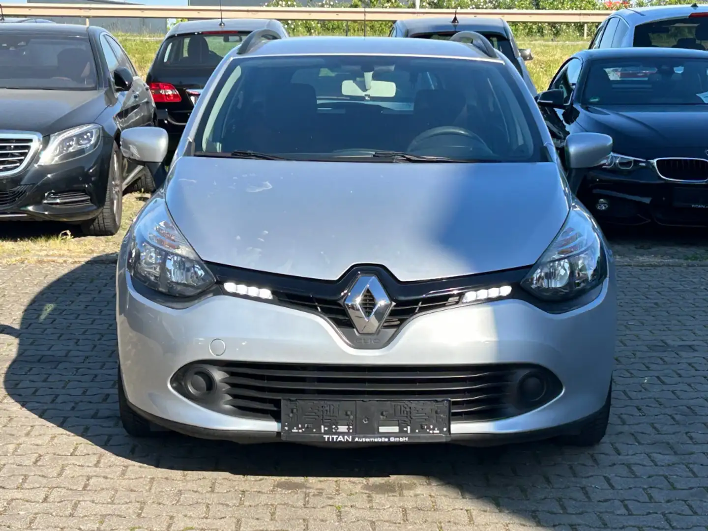 Renault Clio Expression Klima Tempomat Navi TÜV 08-2026 Zilver - 2