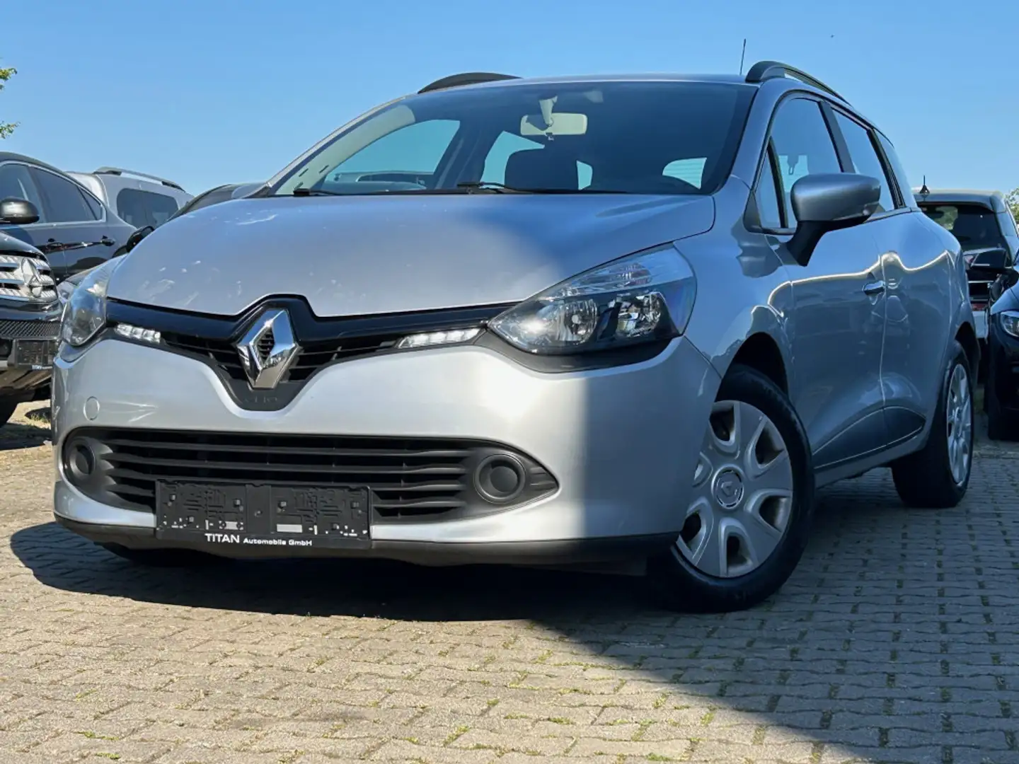 Renault Clio Expression Klima Tempomat Navi TÜV 08-2026 Zilver - 1