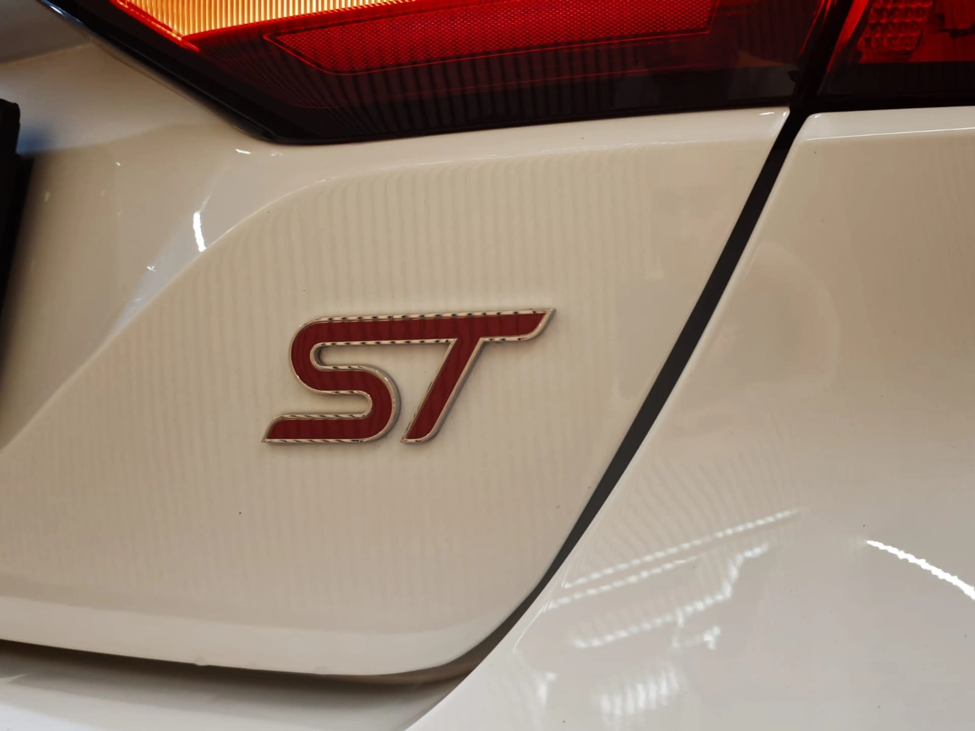 Ford Fiesta ST 1.5 ECOBOOST ** GARANTIE 12 MOIS ** — photo 5