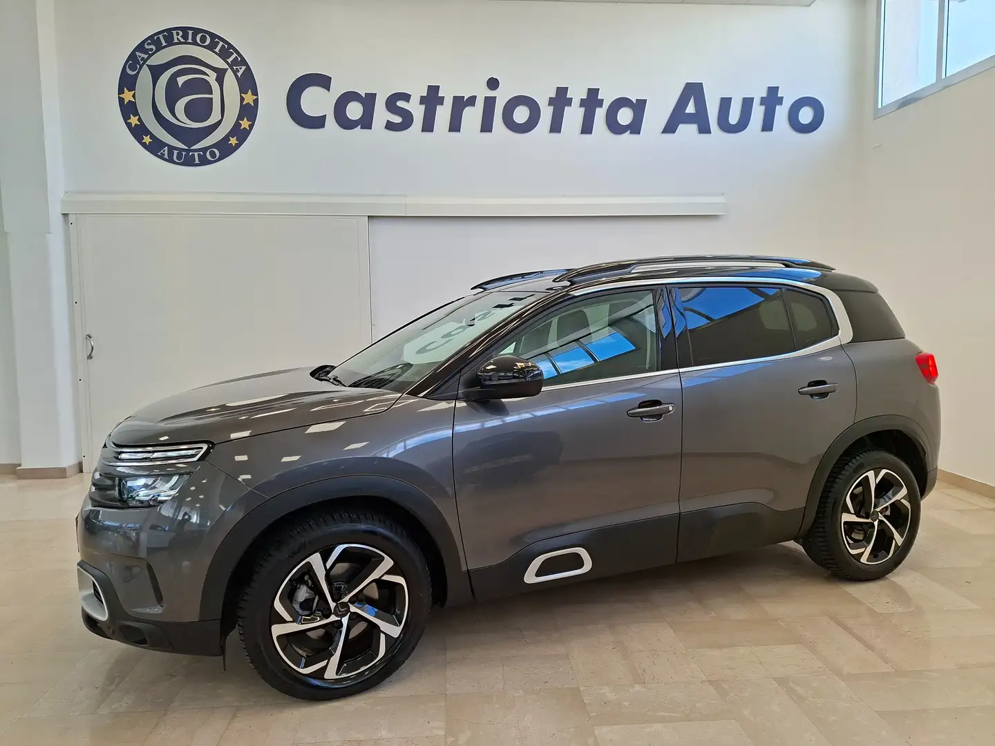 Citroen C5 Aircross 1.5 bluehdi Feel Pack s&s 130cv con soli KM 48.800 Grijs - 1