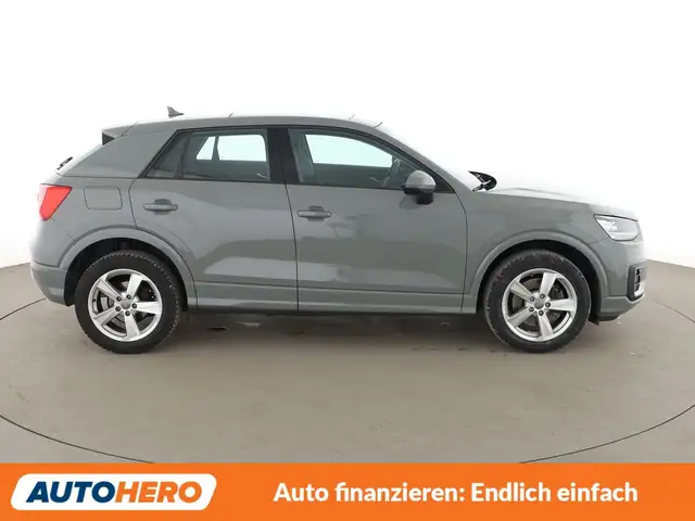 Audi Q2 view 7