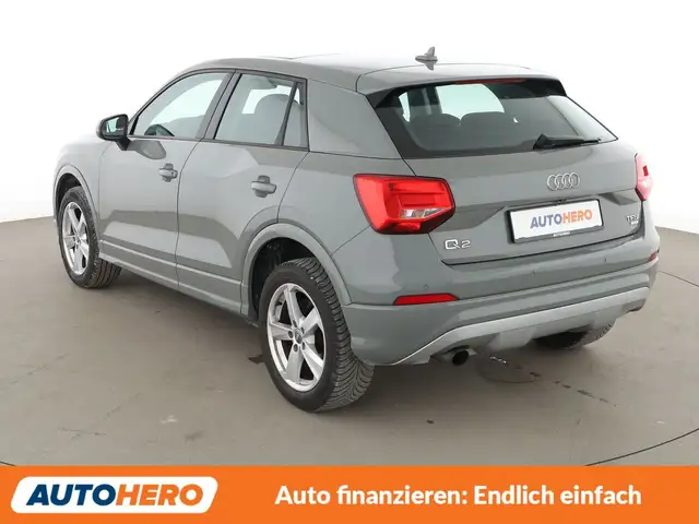 Audi Q2 view 4