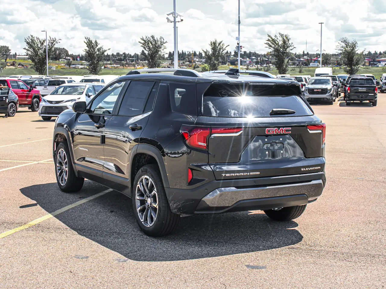 GMC Terrain photo GMC Terrain