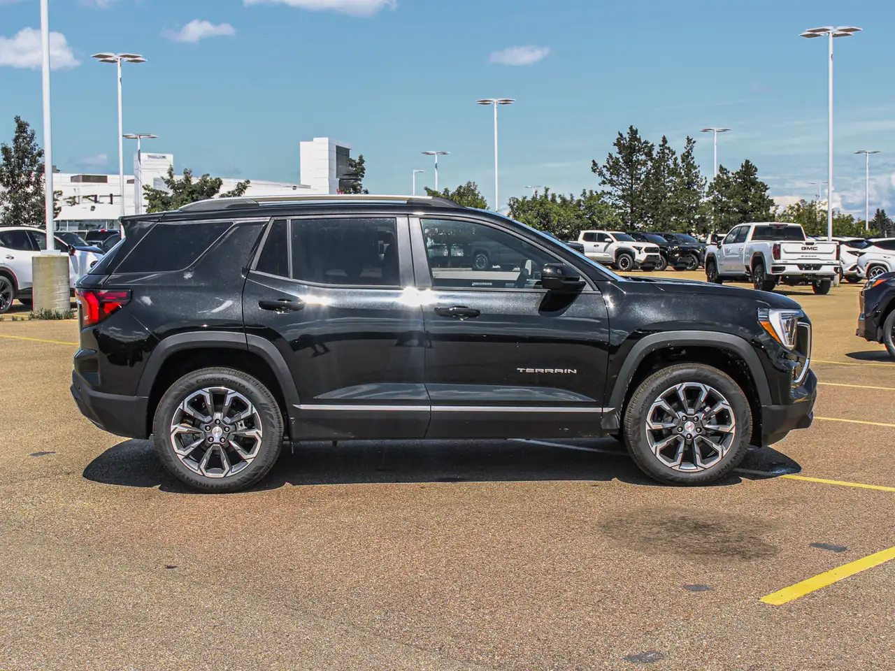 GMC Terrain photo GMC Terrain