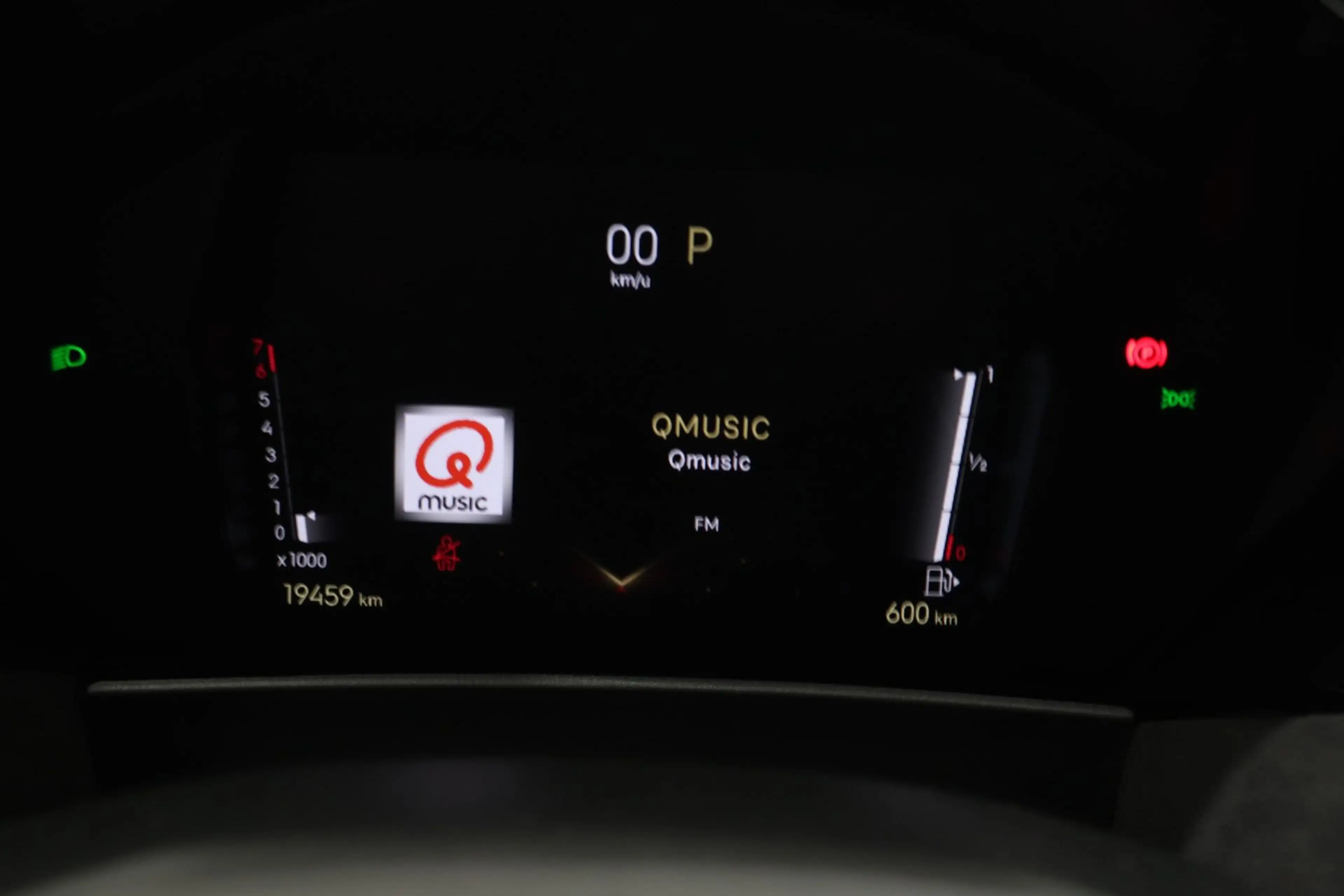 DS Automobiles DS 4 1.2 PURETECH 130PK PERFORMANCE LINE PLUS EAT8 | El — photo 9
