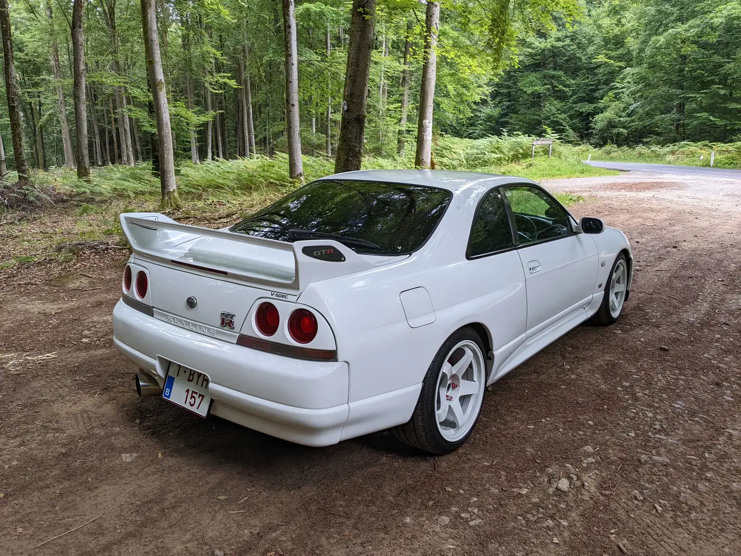 Nissan Skyline GTR R33 Beyaz - 2