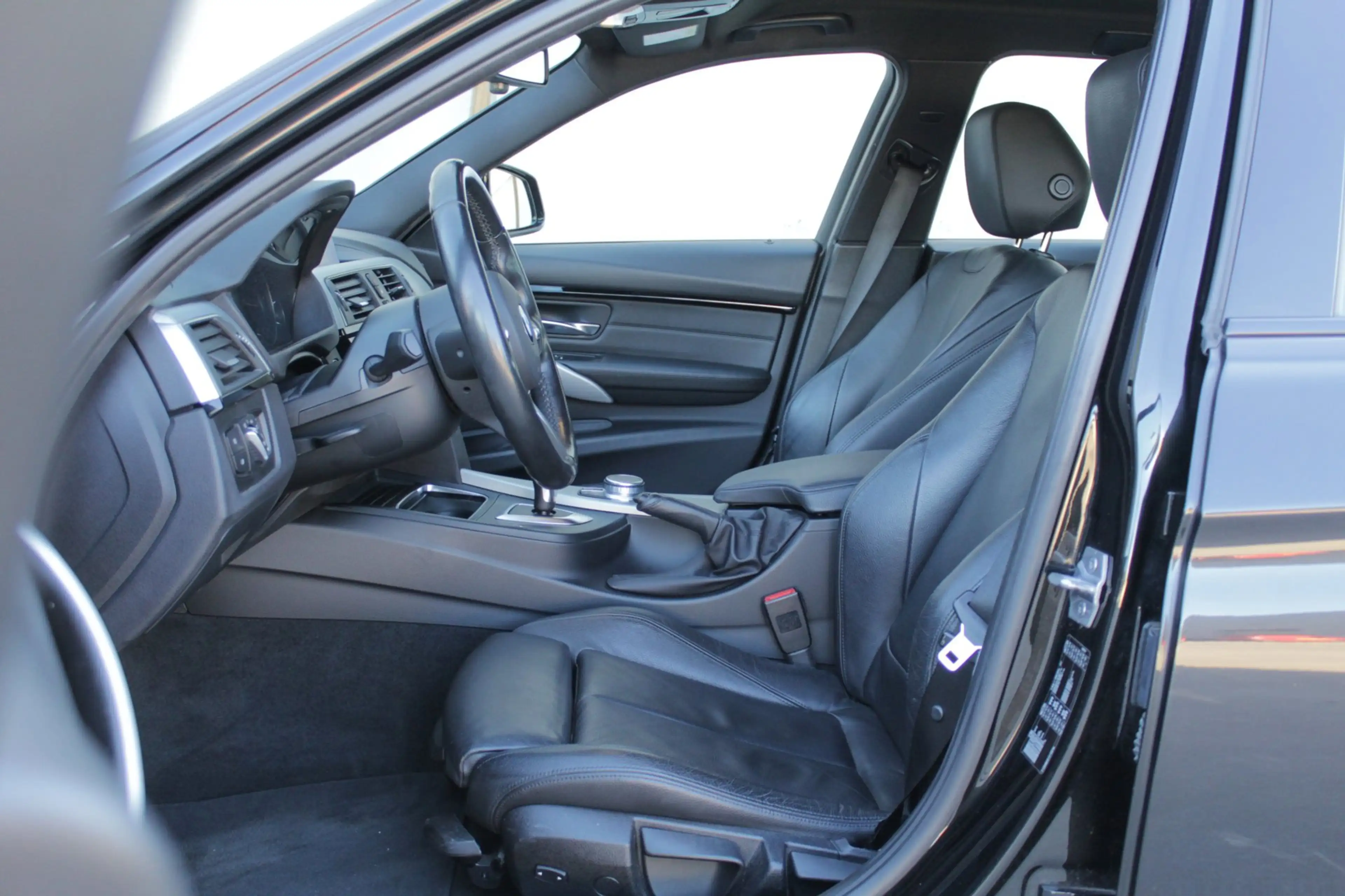 BMW 318 3-serie Touring 318i Edition M Sport Shadow Execut — photo 5