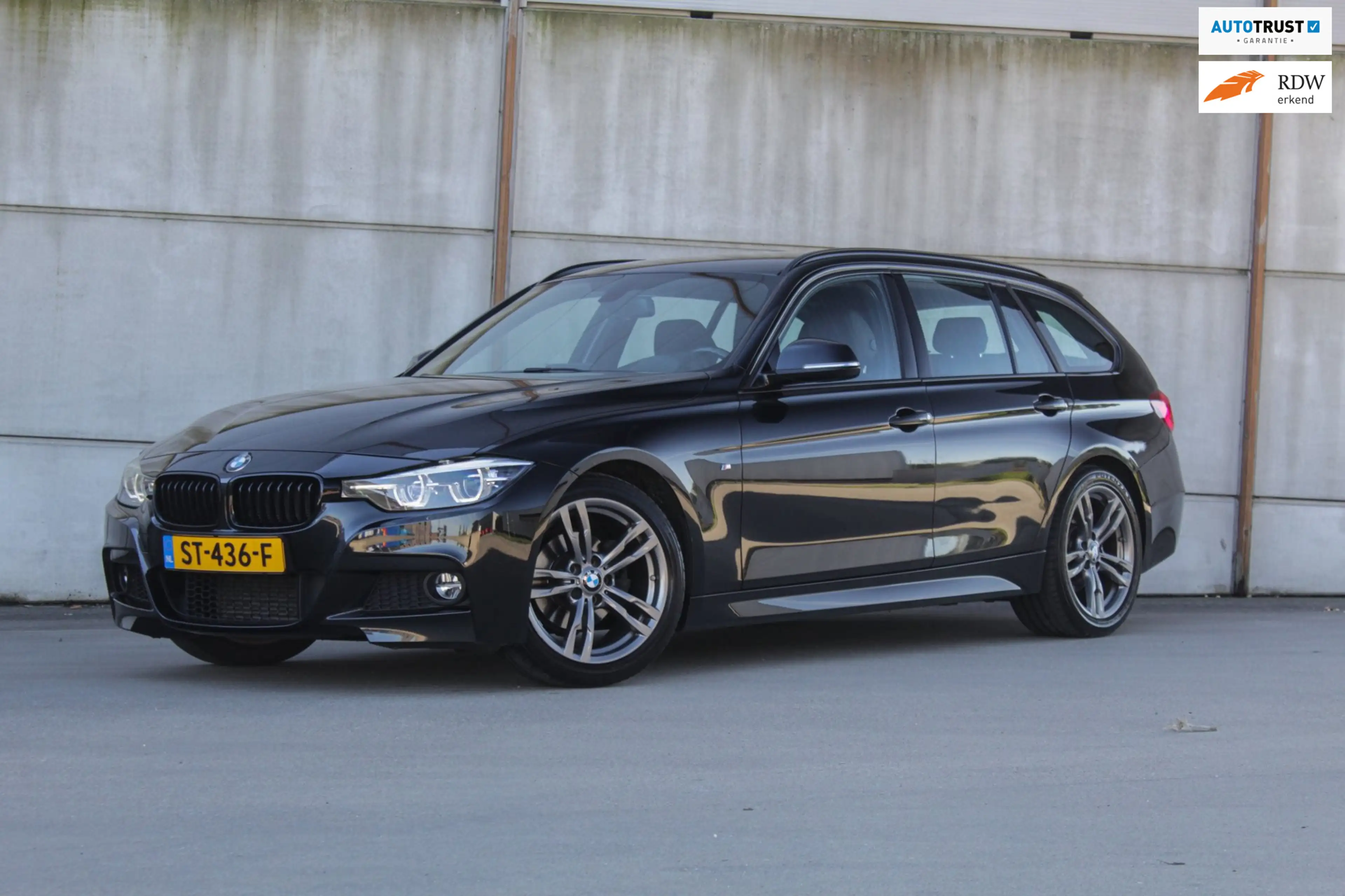 BMW 318 3-serie Touring 318i Edition M Sport Shadow Execut