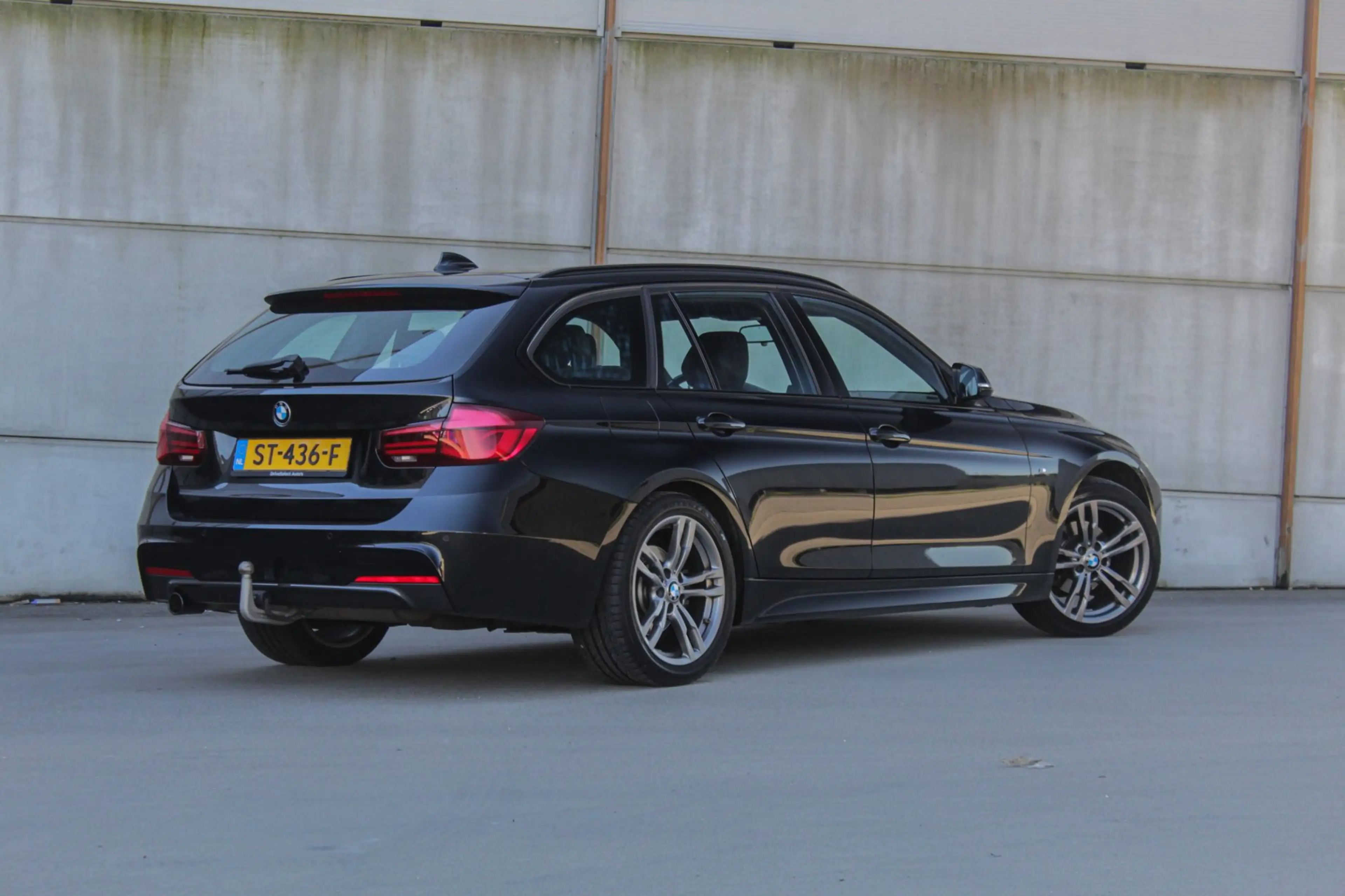 BMW 318 3-serie Touring 318i Edition M Sport Shadow Execut — photo 2