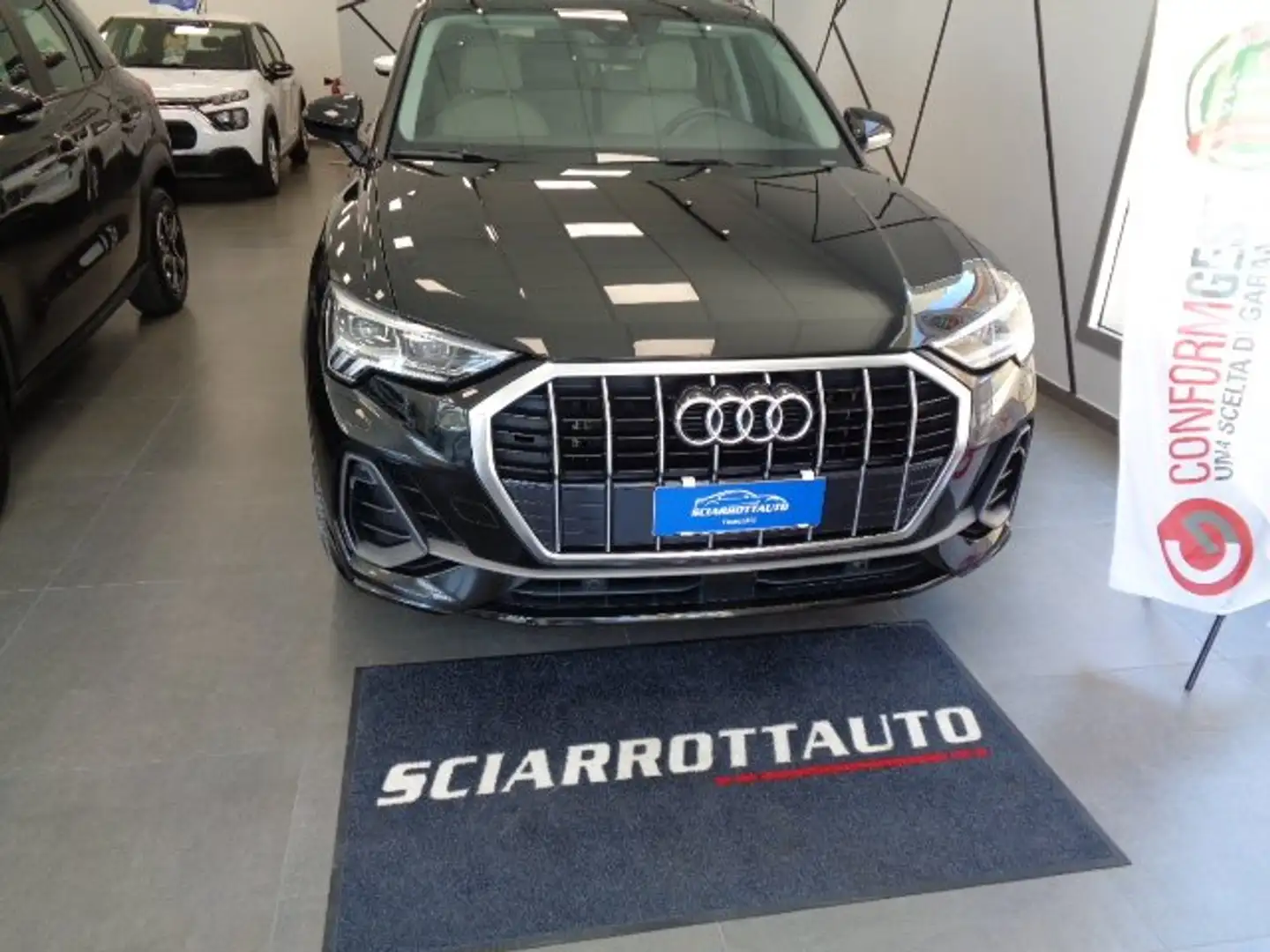 Audi Q3 Q3 II 2018 35 2.0 tdi S line edition s-tronic Nero - 2