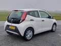 Toyota Aygo 1.0 VVT-i x-fun AIRCO | NL-auto | rijklaarprijs !! Wit - thumbnail 3