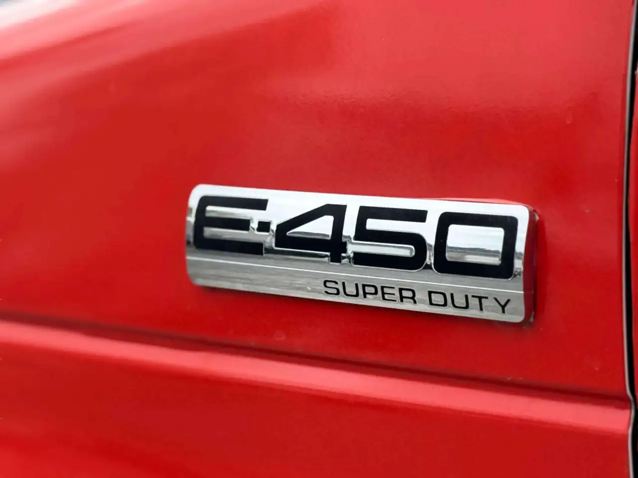 Ford E-450 photo Ford E-450